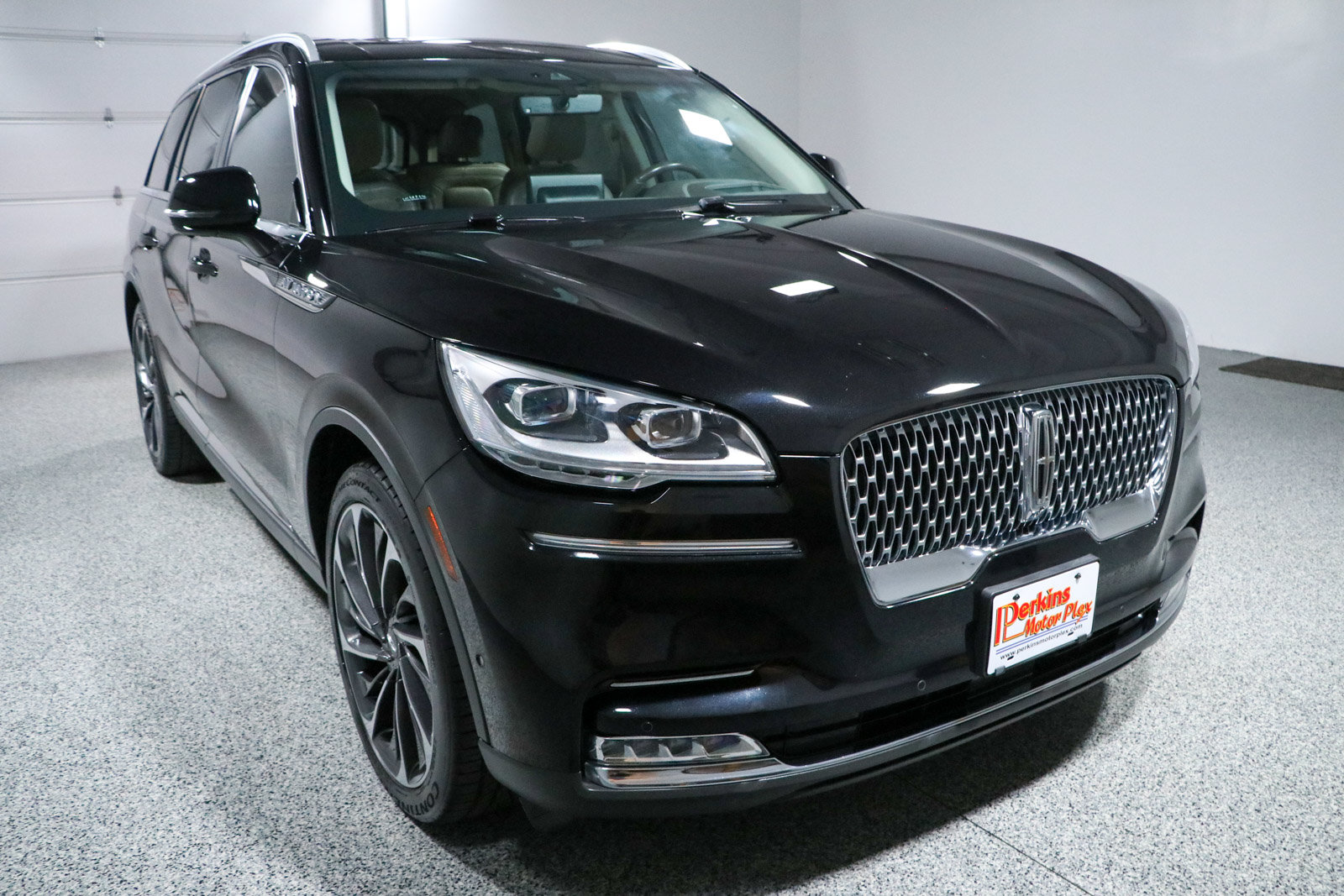 Used 2023 Lincoln Aviator Reserve w/ Equipment Group 201A RWD image 5