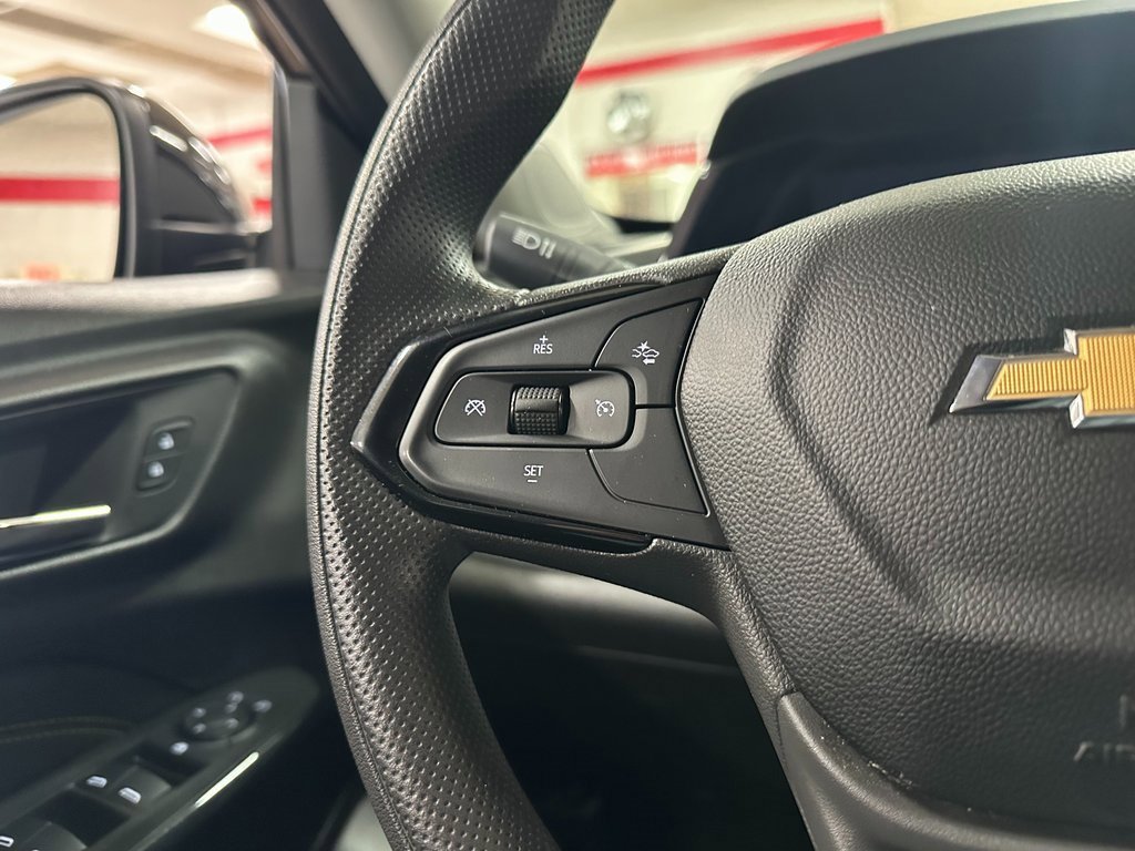 Used 2024 Chevrolet Trax LT image 16