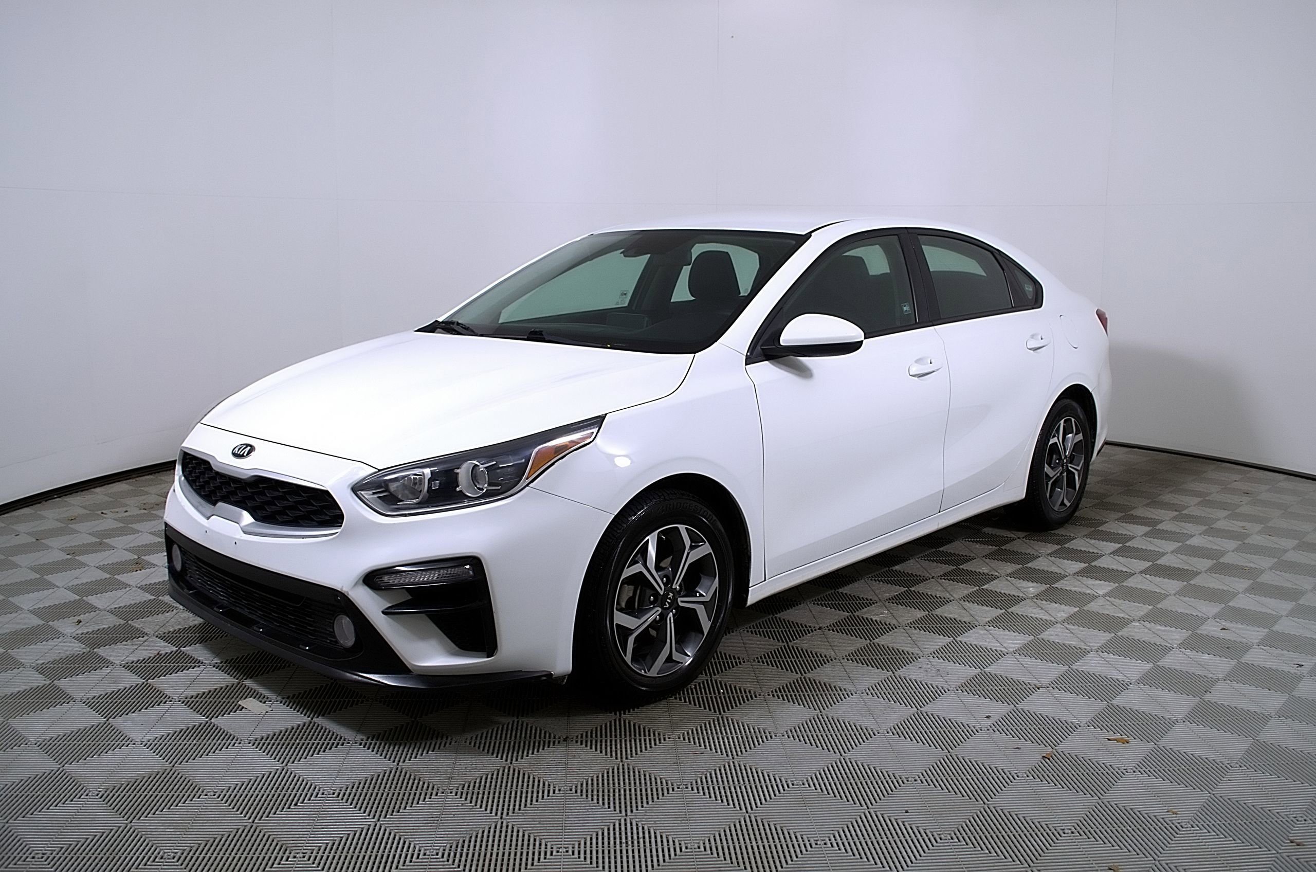Used 2021 Kia Forte LXS FWD video 3