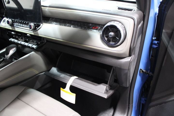 New 2026 Chevrolet Colorado ZR2 w/ Midnight Edition image 26