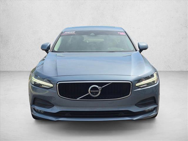 Used 2018 Volvo S90 T5 Momentum w/ Convenience Package FWD image 2