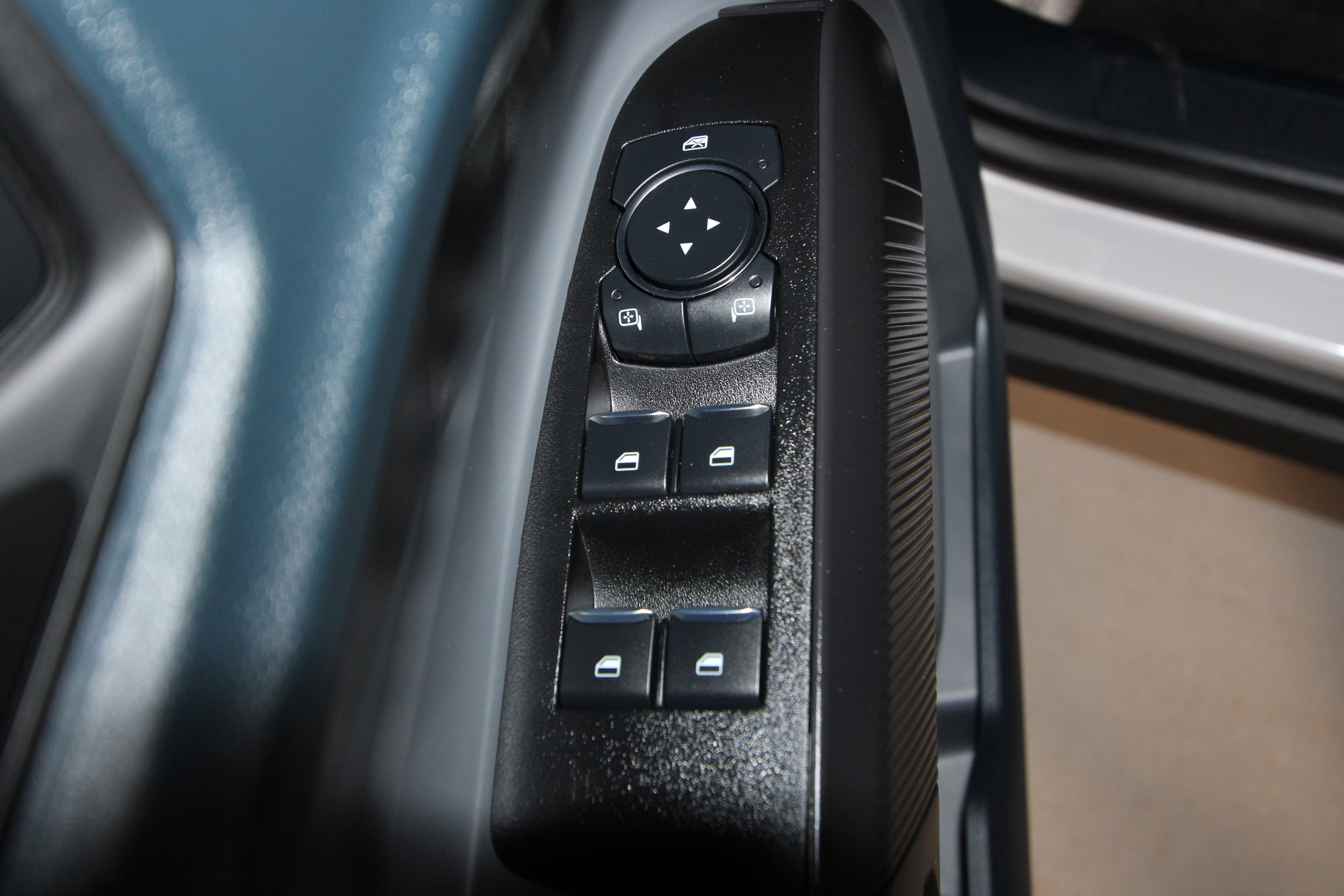 New 2026 Ford Maverick XLT AWD/4WD image 5