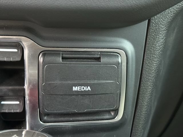 Used 2024 Jeep Wrangler Unlimited Rubicon AWD/4WD image 21