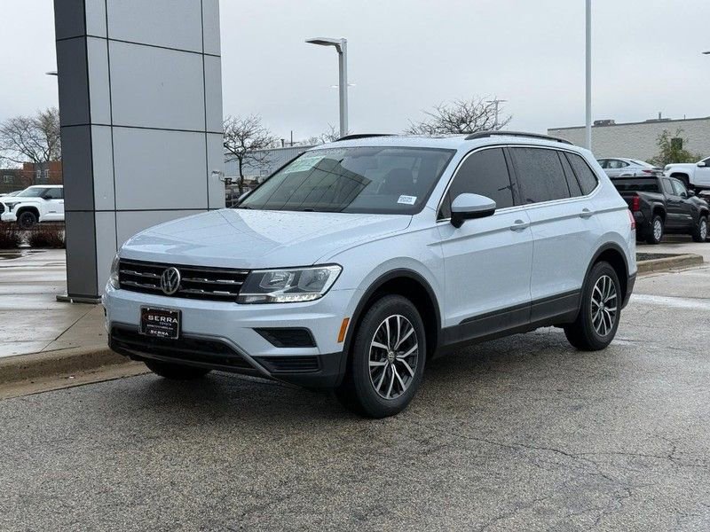 Used 2019 Volkswagen Tiguan SE w/ Panoramic Sunroof Package AWD/4WD image 7