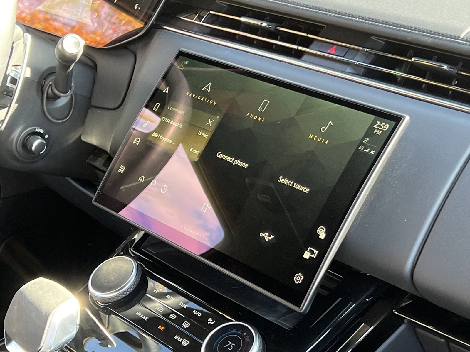 Used 2023 Land Rover Range Rover Sport SE image 29