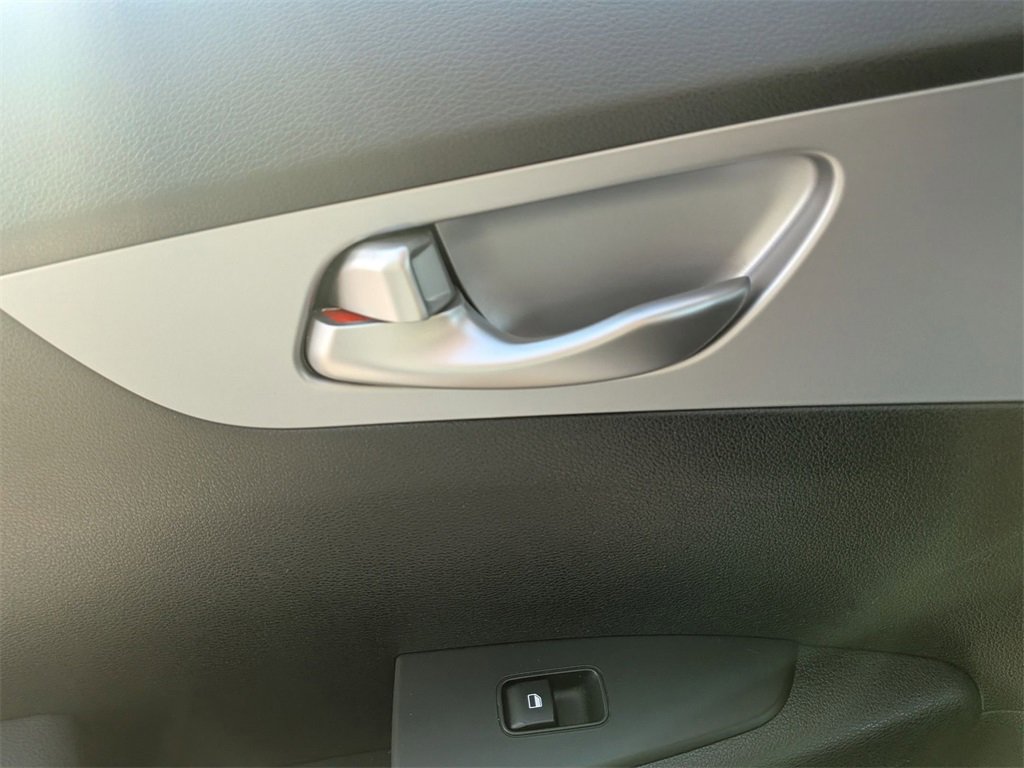 Used 2024 Kia Forte LXS image 26