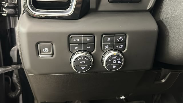 Used 2025 GMC Sierra 3500 Denali Ultimate AWD/4WD image 19