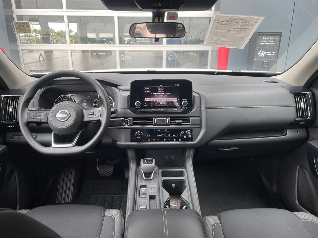 Certified 2024 Nissan Pathfinder S FWD image 11