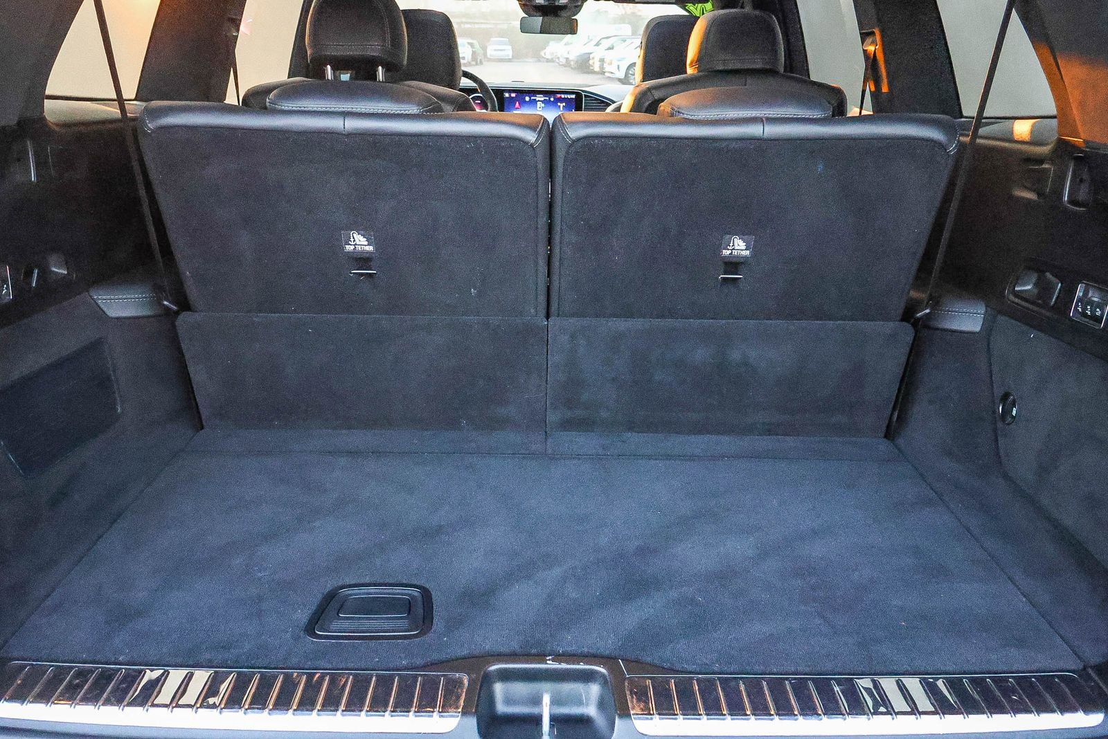 Used 2024 Mercedes-Benz GLS 63 AMG 4MATIC image 23