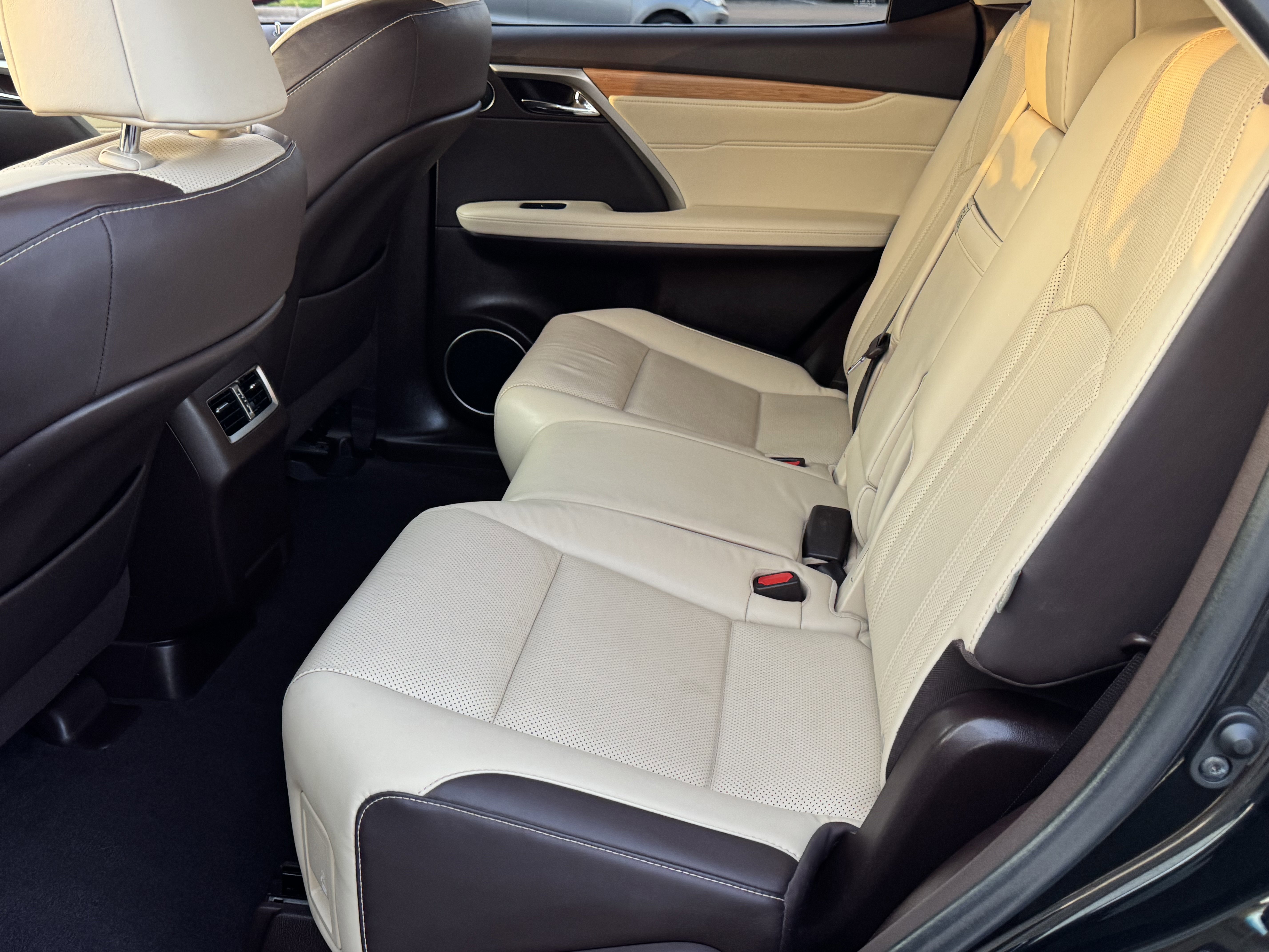 Used 2018 Lexus RX 350L image 15