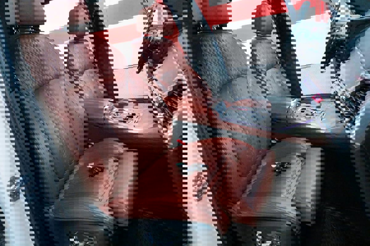 Used 2023 BMW X7 xDrive40i w/ Premium Package image 27