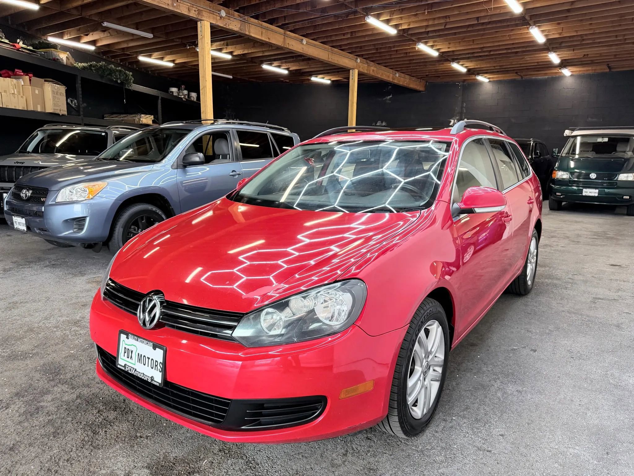 Used 2011 Volkswagen Jetta TDI FWD image 5
