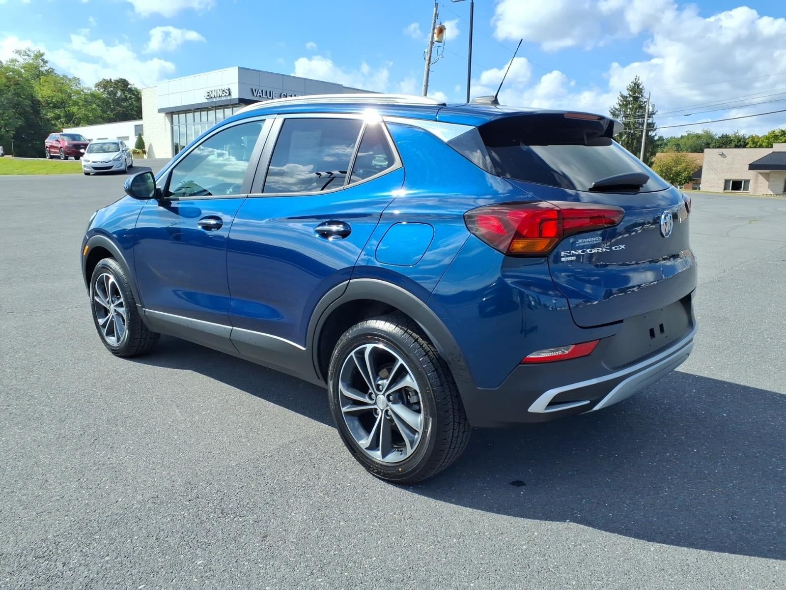 Certified 2020 Buick Encore GX Select AWD/4WD image 4
