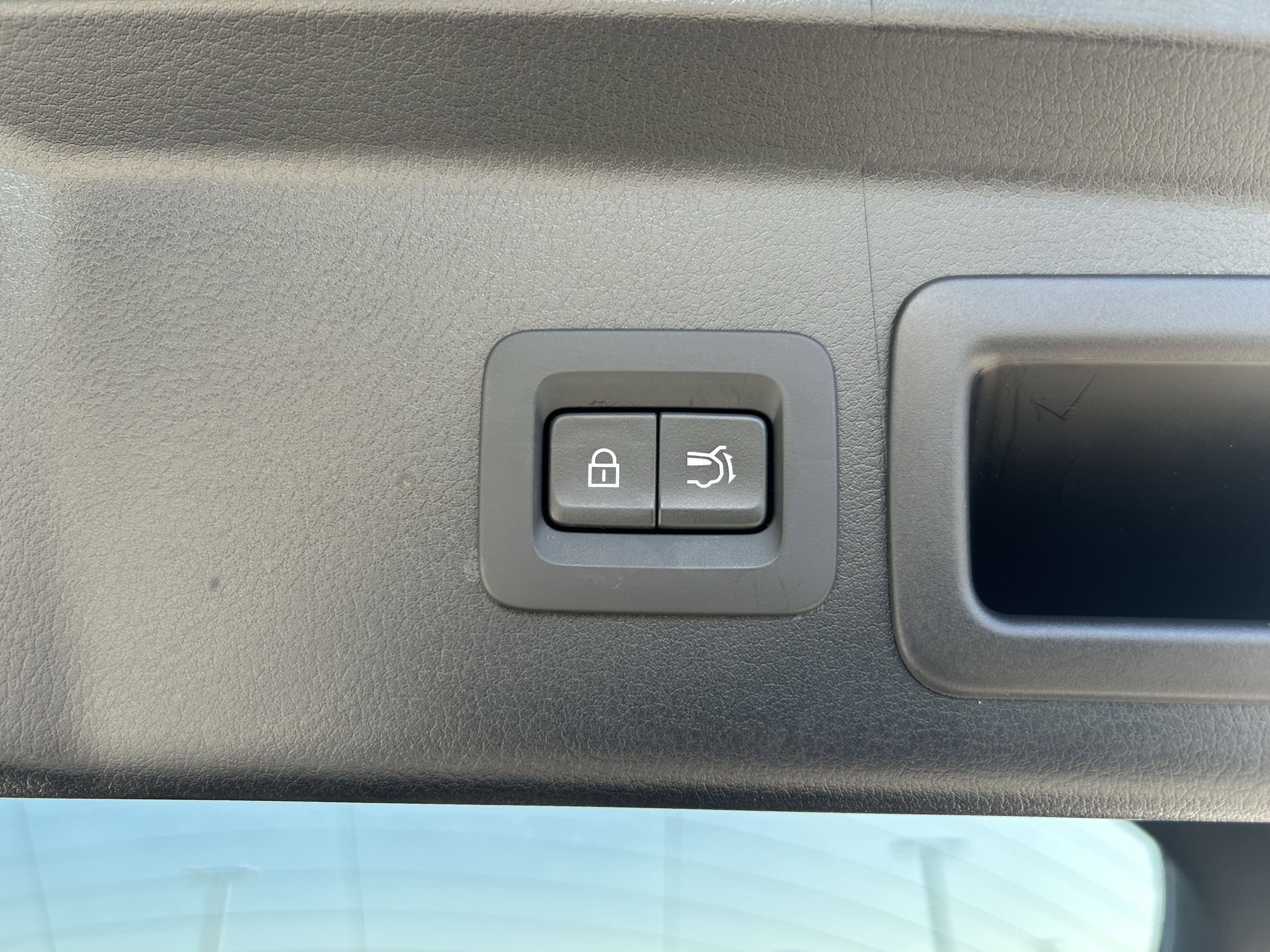 Certified 2025 MAZDA CX-30 2.5 Turbo w/ Premium Package image 29