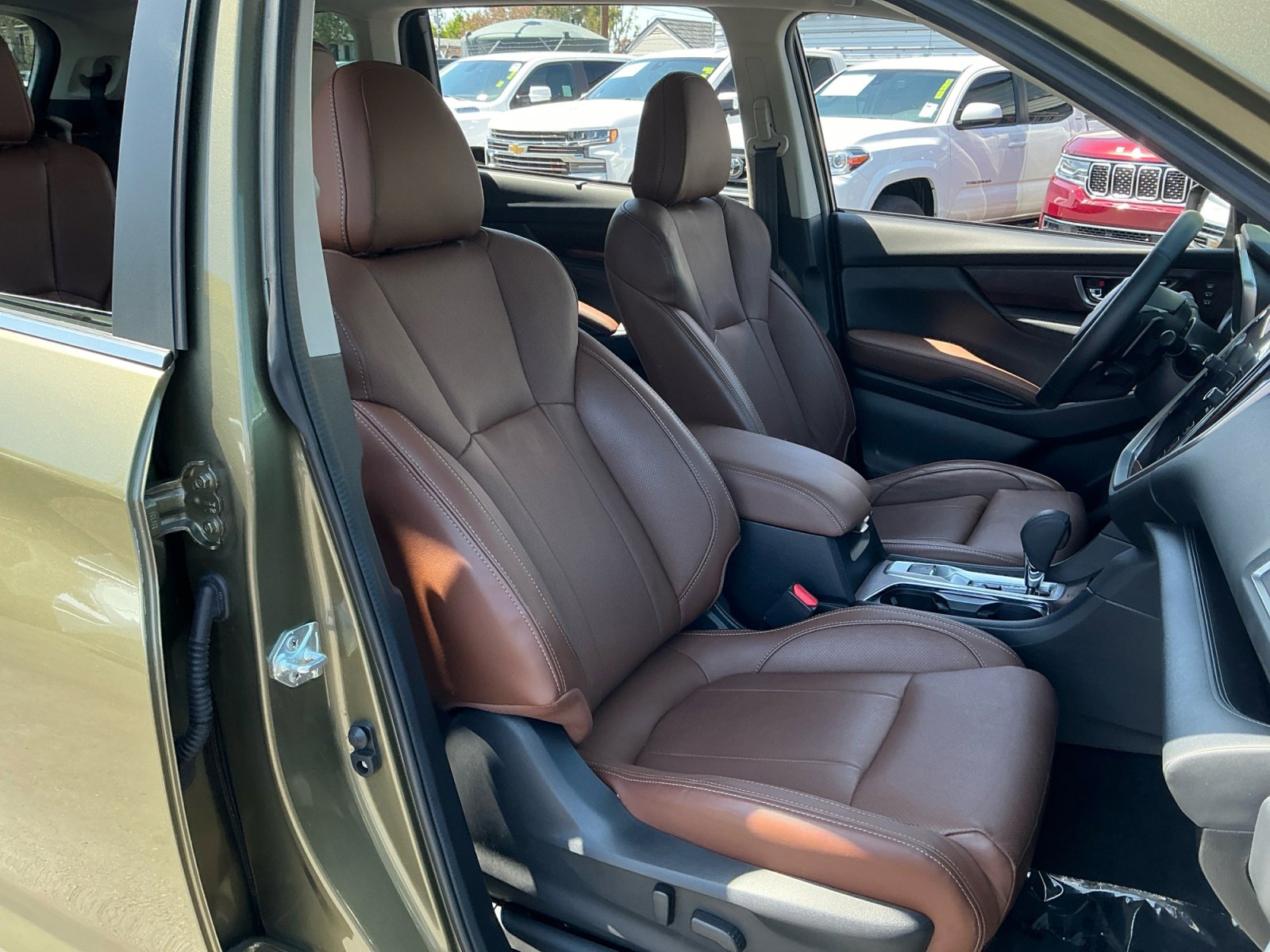 Used 2023 Subaru Ascent Touring AWD/4WD image 21