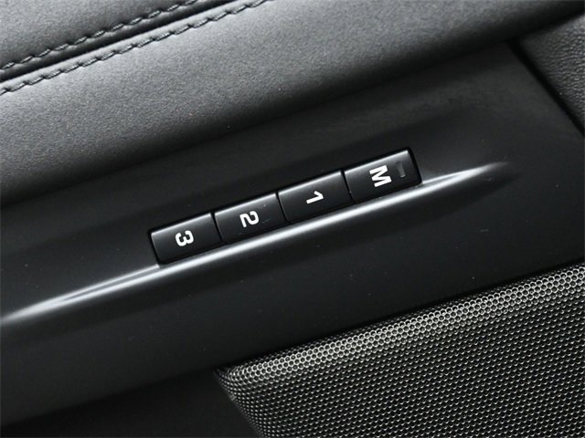 Used 2021 Land Rover Range Rover Evoque R-Dynamic S image 38