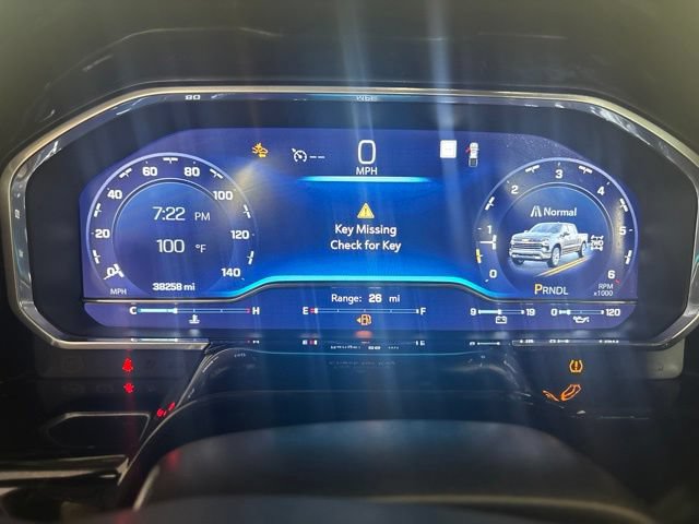 Used 2022 Chevrolet Silverado 1500 LT AWD/4WD image 4