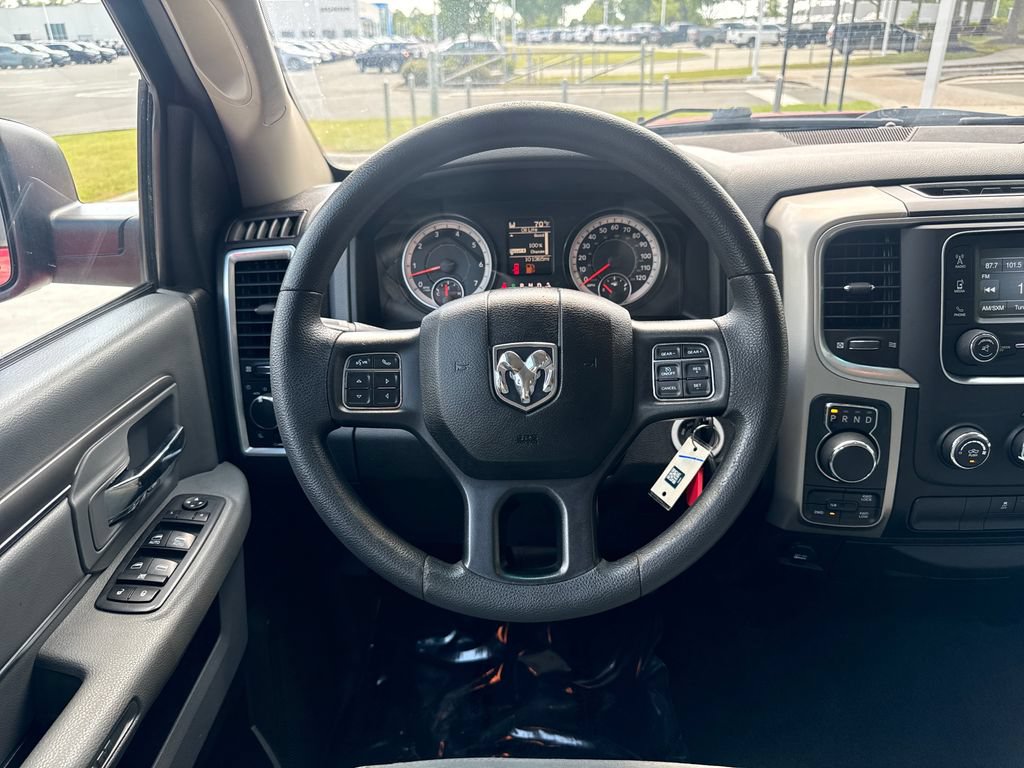 Used 2019 RAM 1500 Classic SLT AWD/4WD image 19