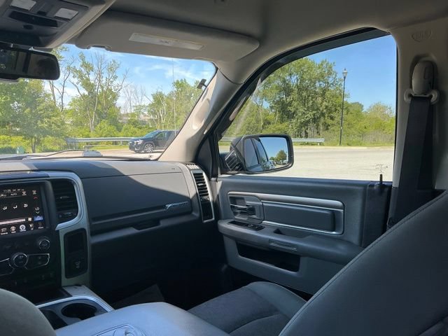 Used 2017 RAM 1500 Big Horn AWD/4WD image 30
