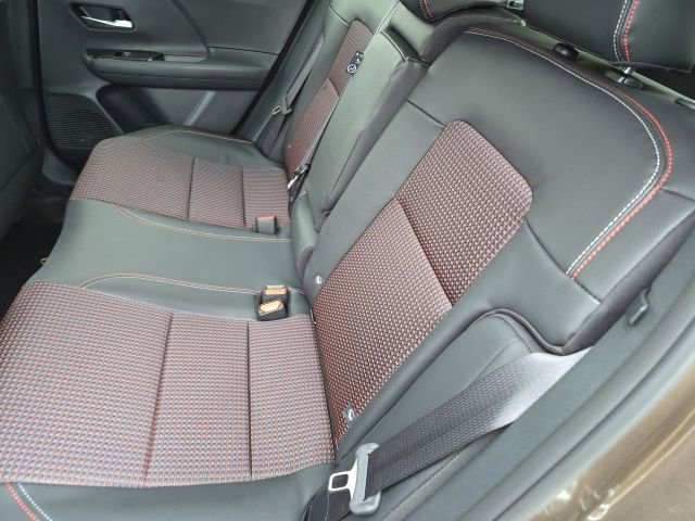 New 2026 Nissan Kicks SR w/ Cold Weather Package AWD/4WD image 5