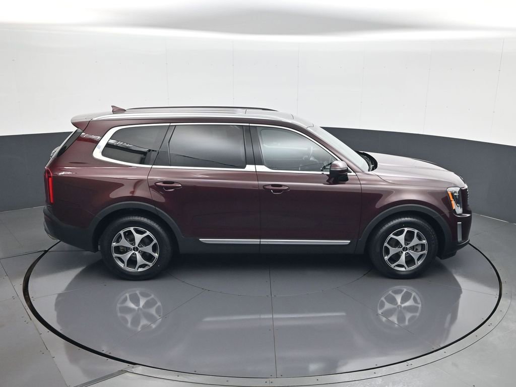 Used 2022 Kia Telluride EX image 17