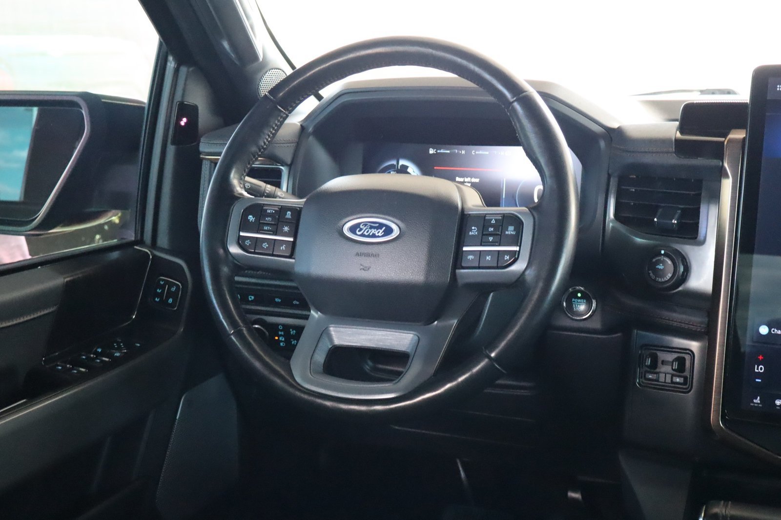 Used 2023 Ford F150 Lightning Lariat w/ Equipment Group 511A High AWD/4WD image 30
