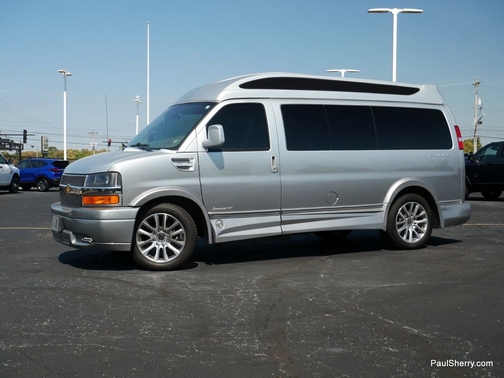 Used 2021 Chevrolet Express 2500 LS w/ Enhanced Convenience Package image 12