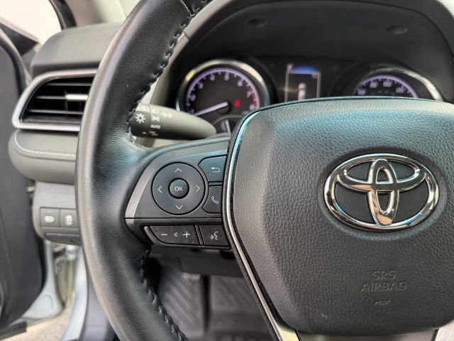Used 2020 Toyota Camry SE FWD image 28