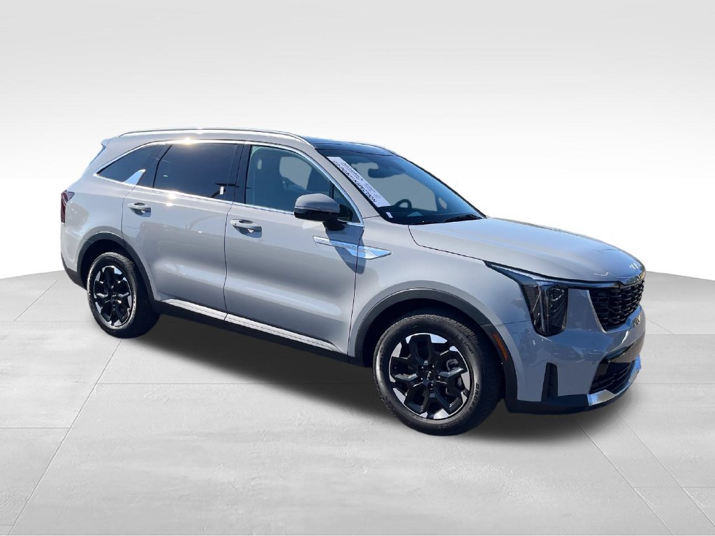 Used 2025 Kia Sorento S w/ Panoramic Sunroof Package FWD image 7