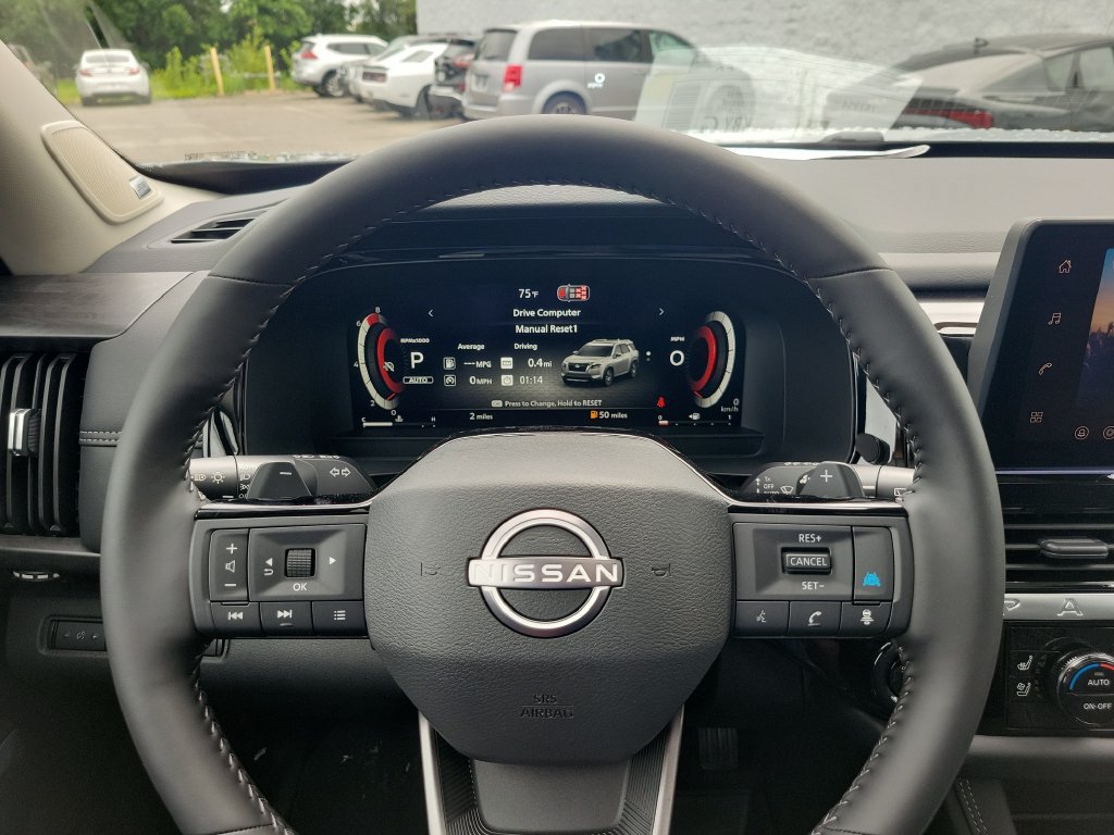 New 2026 Nissan Pathfinder Platinum AWD/4WD image 29