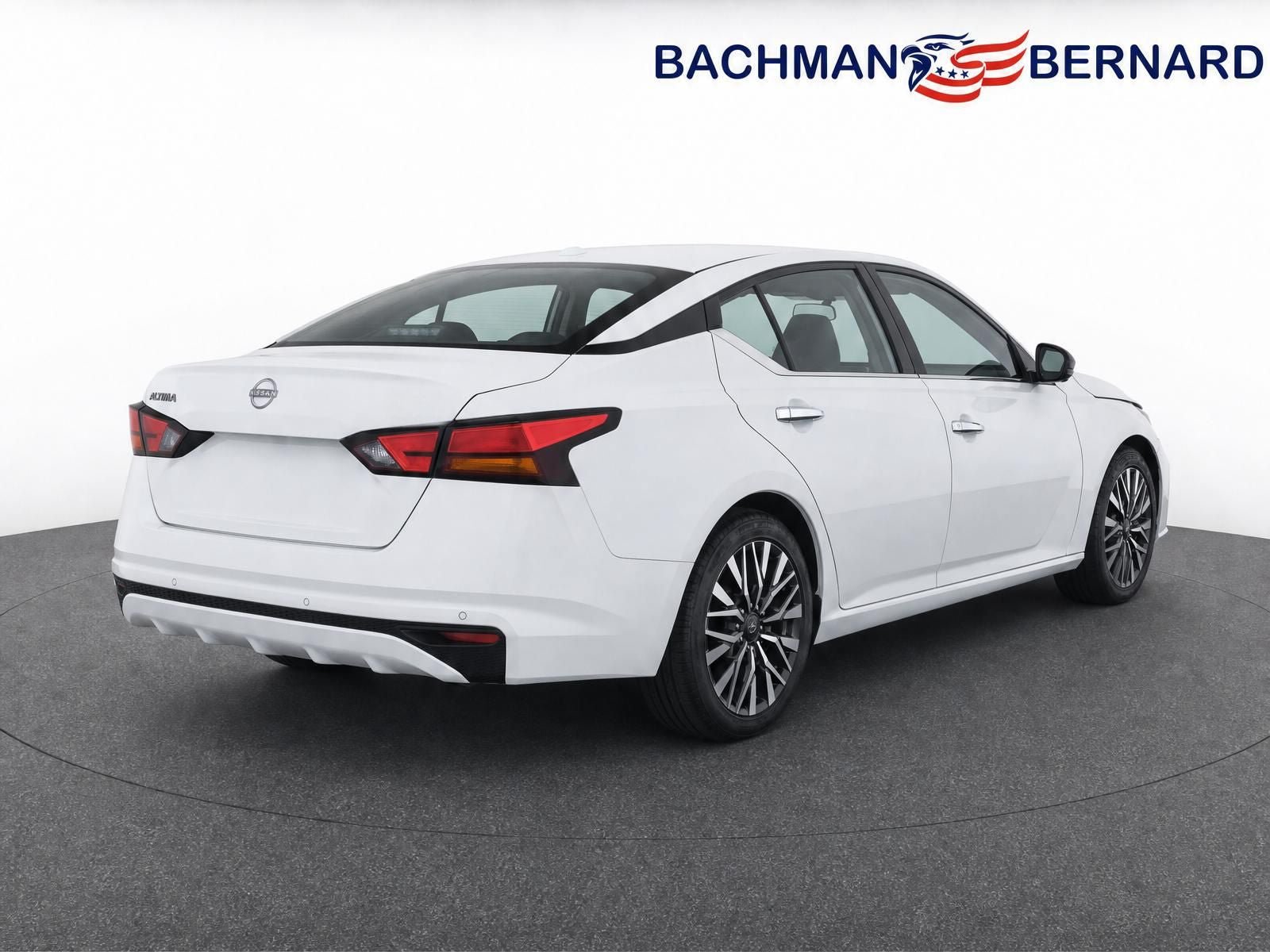 Used 2025 Nissan Altima 2.5 SV FWD image 7