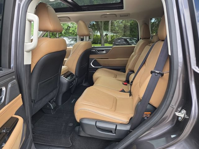 Certified 2026 INFINITI QX80 Luxe w/ Cargo Package AWD/4WD image 13