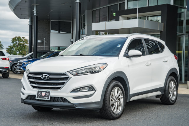 Used 2018 Hyundai Tucson SEL Plus w/ Cargo Package FWD image 3