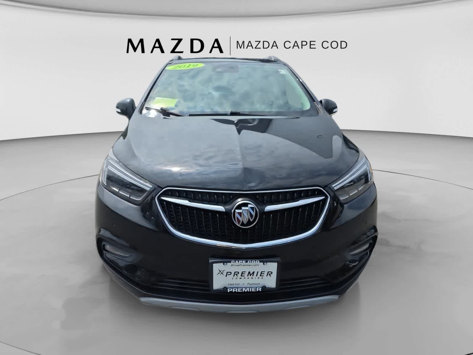 Used 2019 Buick Encore Essence w/ Safety Package II AWD/4WD image 3