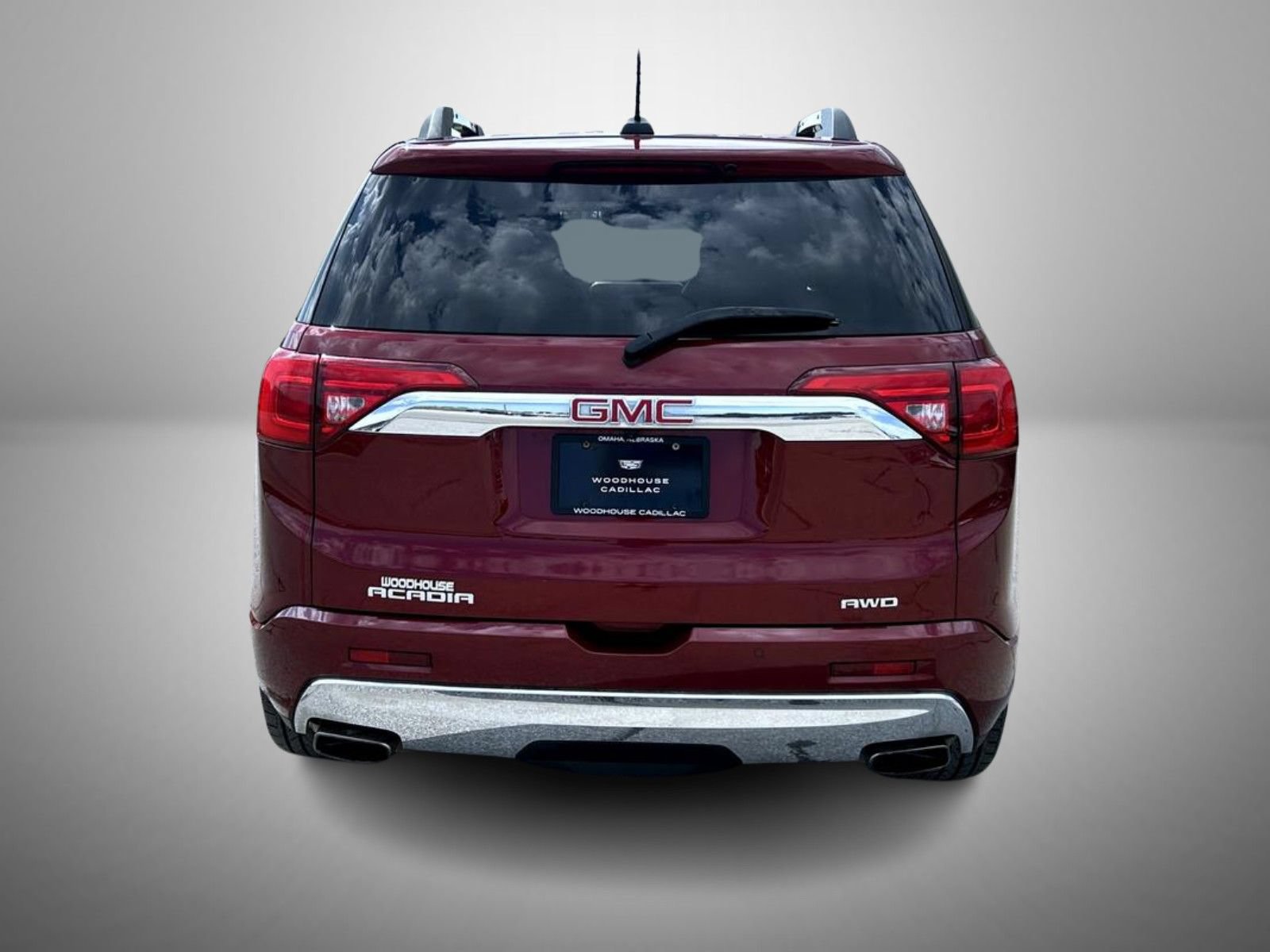 Used 2018 GMC Acadia Denali w/ Technology Package AWD/4WD image 6