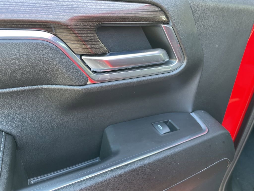 Used 2024 Chevrolet Silverado 1500 LT image 43