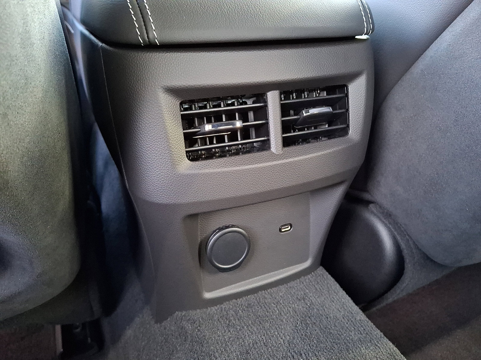Used 2026 Cadillac CT5 V w/ Technology Package image 12