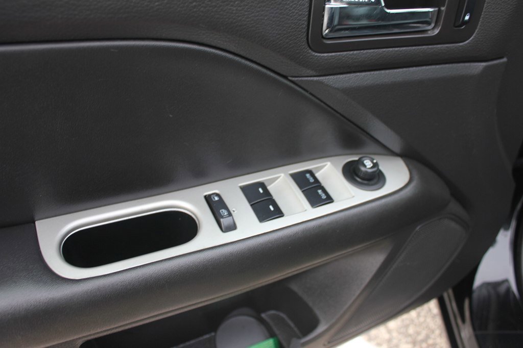 Used 2011 Ford Fusion SEL w/ 302A Rapid Spec Order Code image 28
