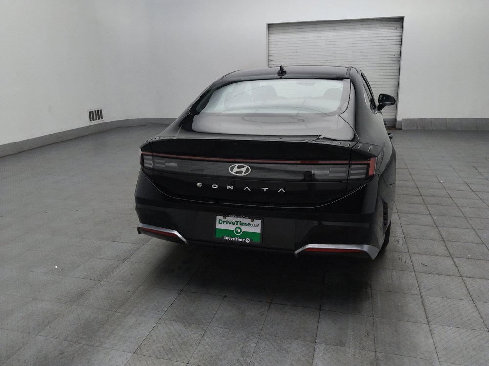Used 2025 Hyundai Sonata SEL FWD image 9