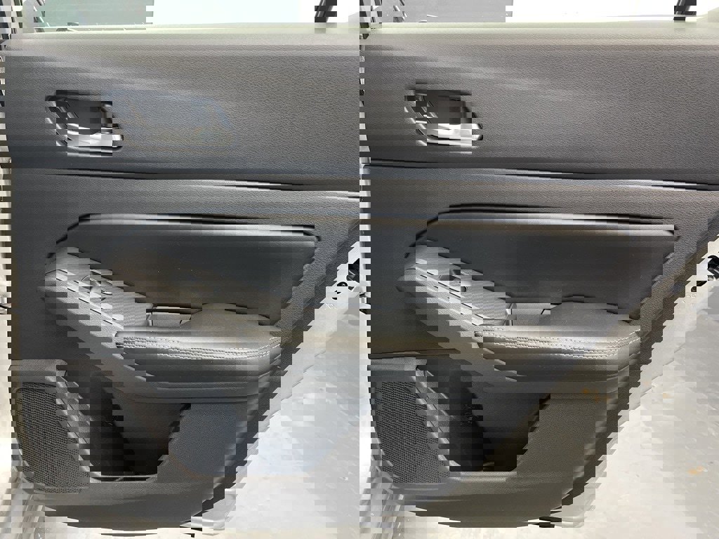 Used 2022 Nissan Altima 2.5 SV image 18