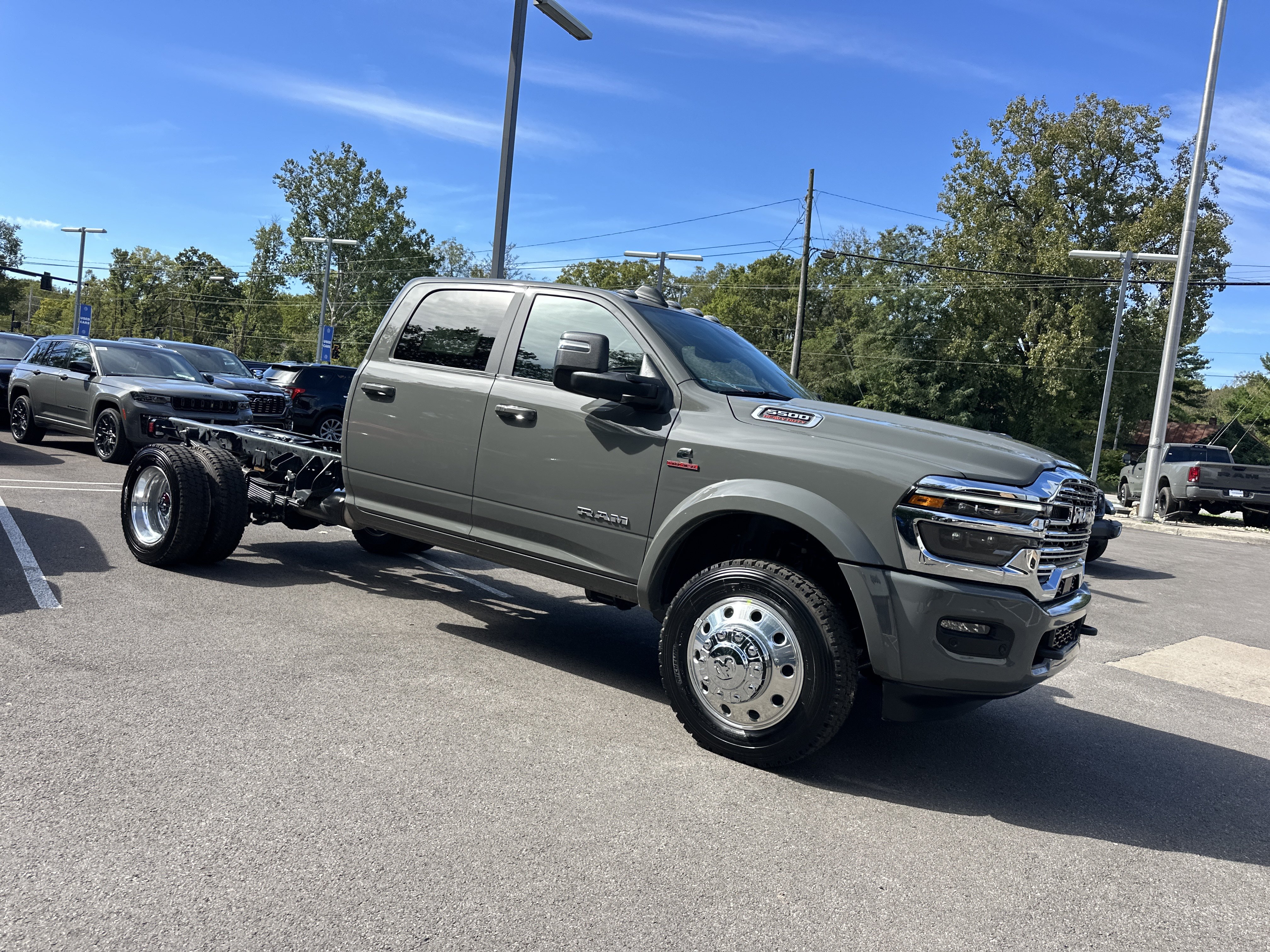 New 2027 RAM 5500 4x4 Crew Cab w/ Laramie Trim Package image 21