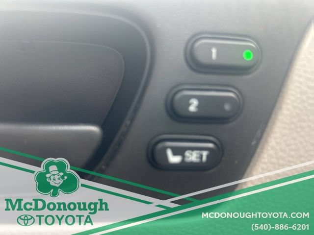 Used 2025 Honda Odyssey EX-L image 21
