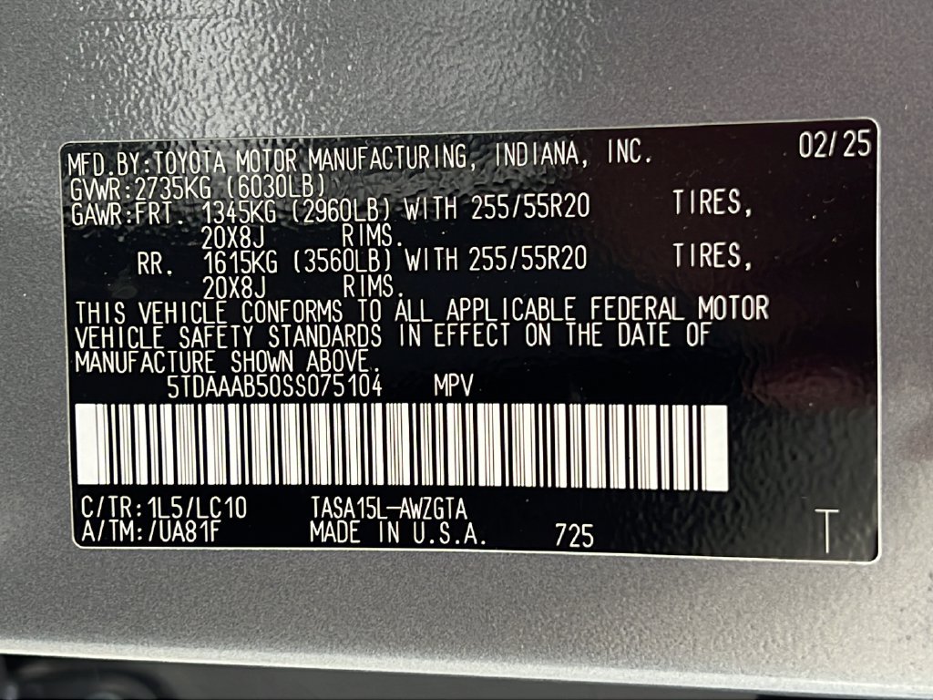 Used 2025 Toyota Grand Highlander AWD image 25
