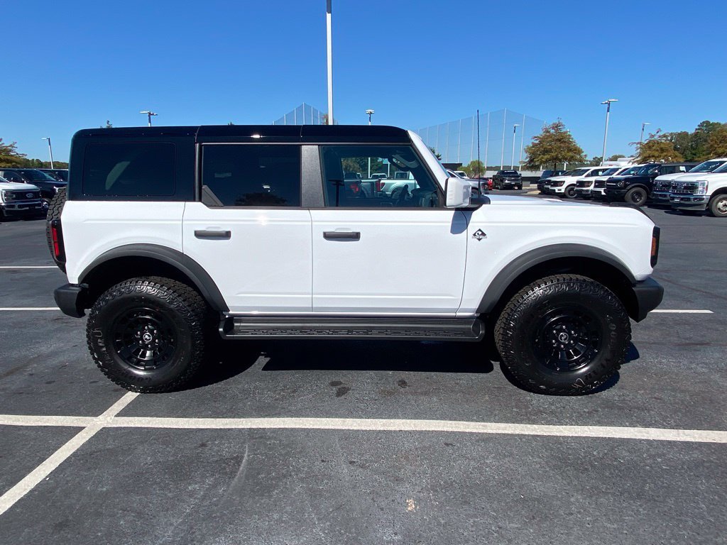New 2026 Ford Bronco Outer Banks w/ Sasquatch Package AWD/4WD image 8