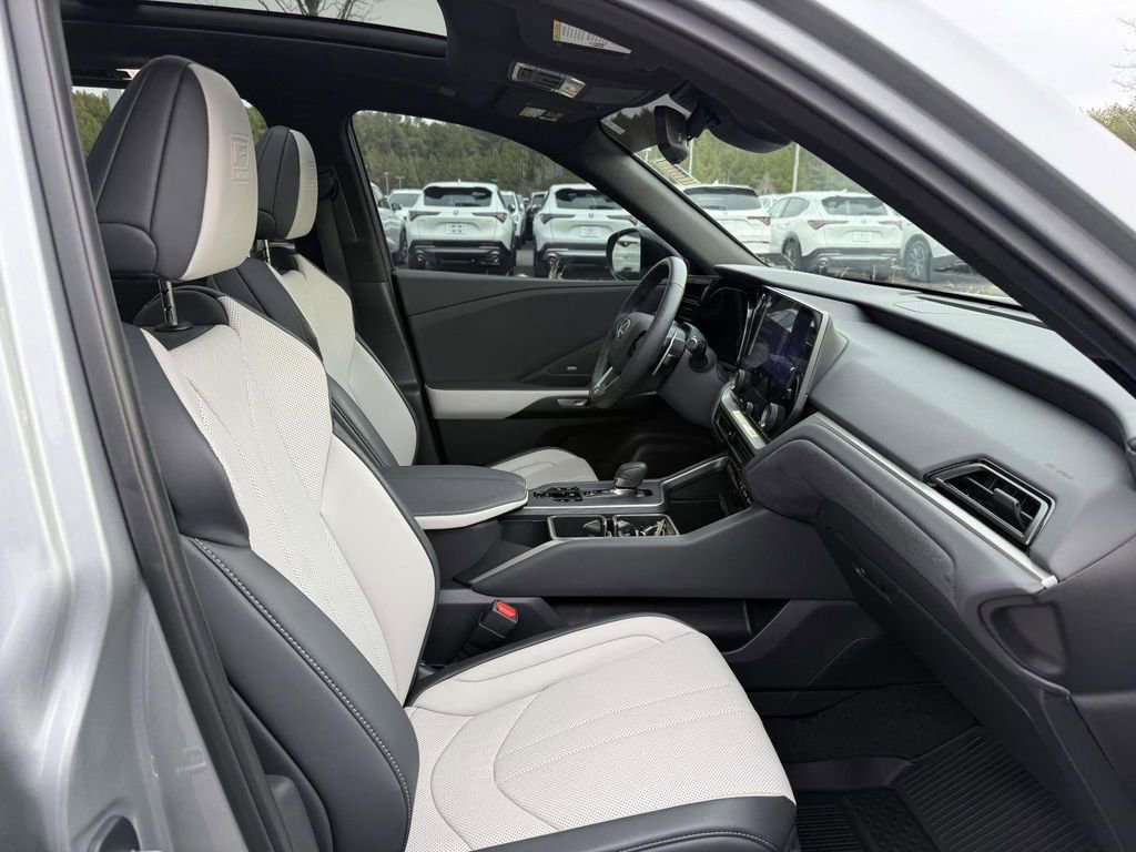 Used 2025 Lexus TX 350 AWD w/ Technology Package image 14