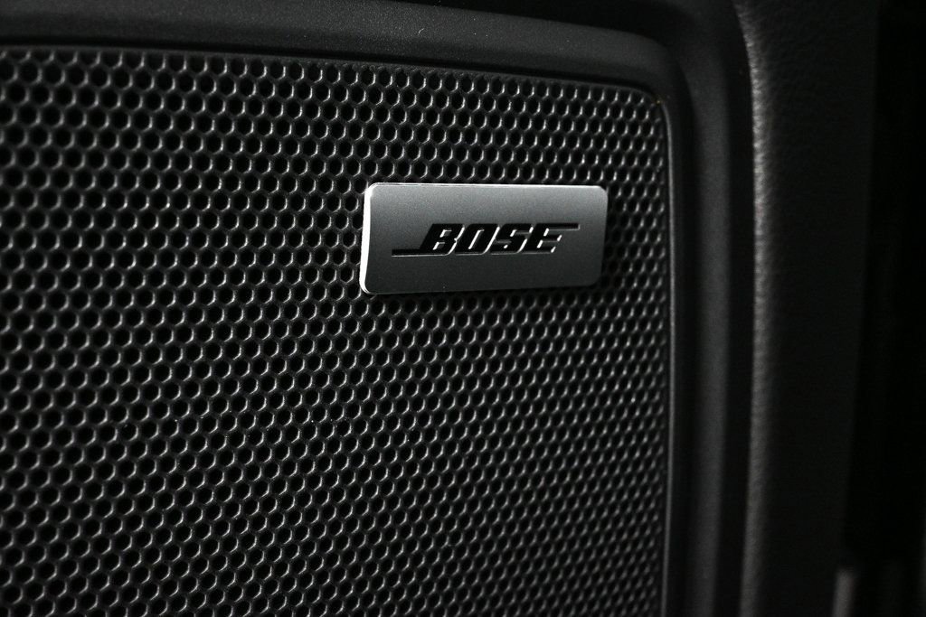 Certified 2026 Porsche Macan AWD/4WD image 7