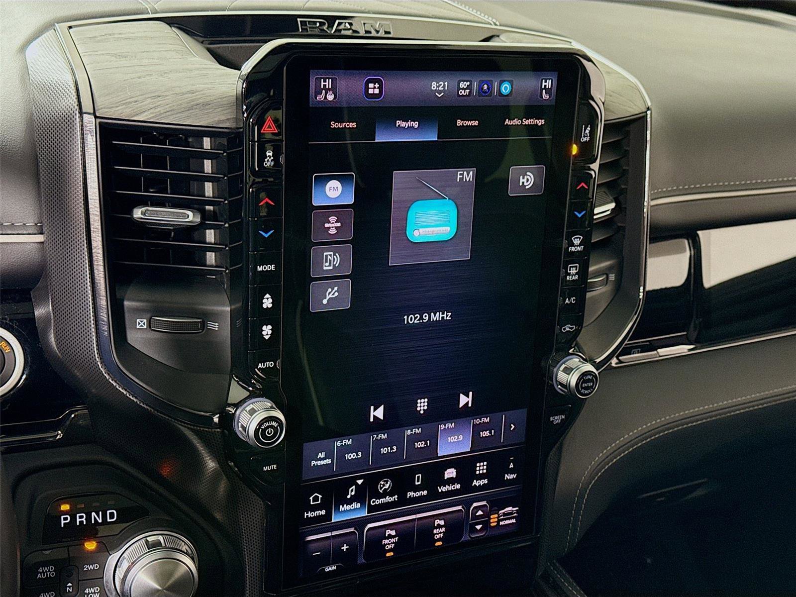 Used 2025 RAM 1500 Limited image 9