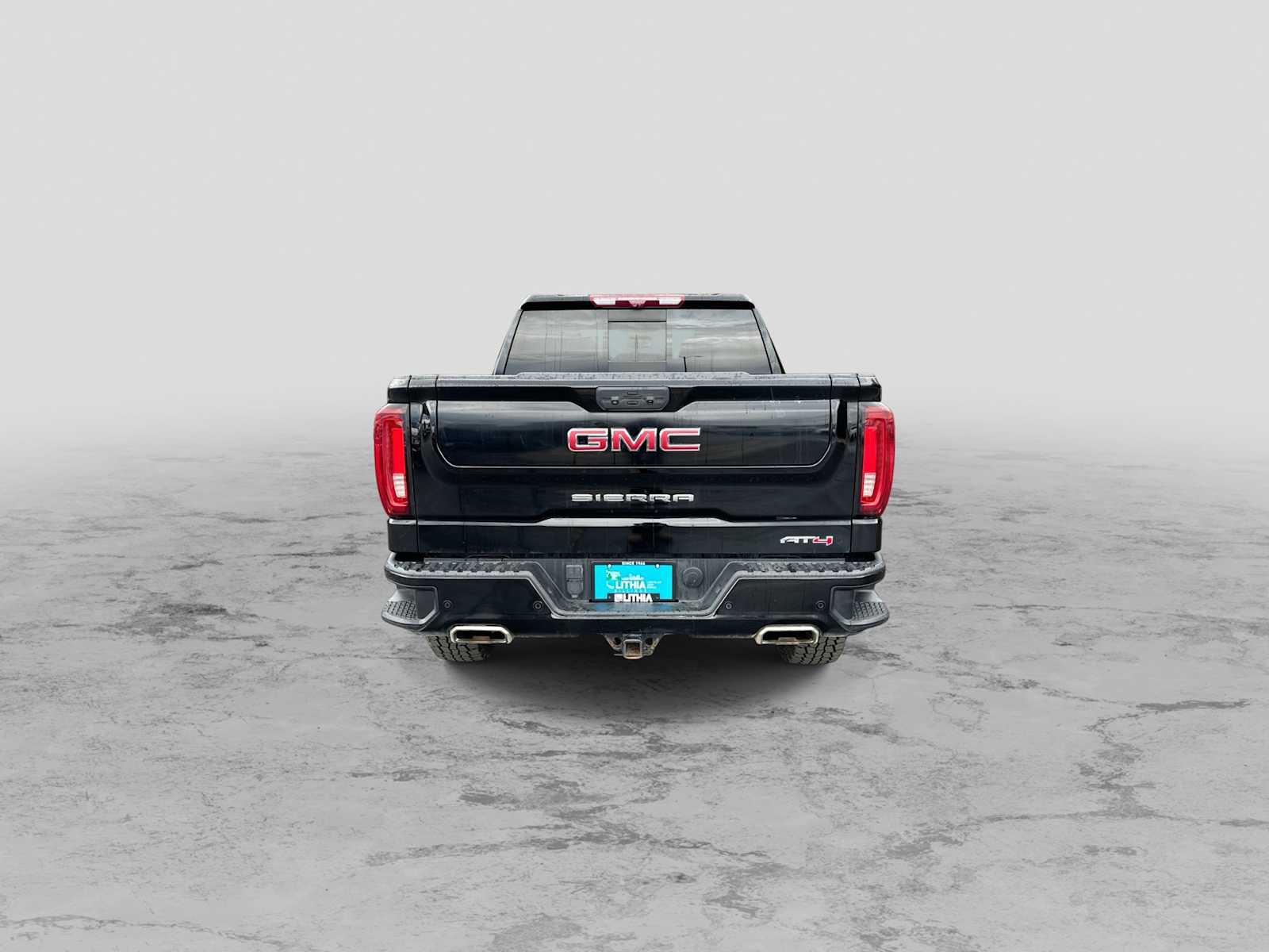 Used 2022 GMC Sierra 1500 AT4 w/ AT4 Premium Package AWD/4WD image 7