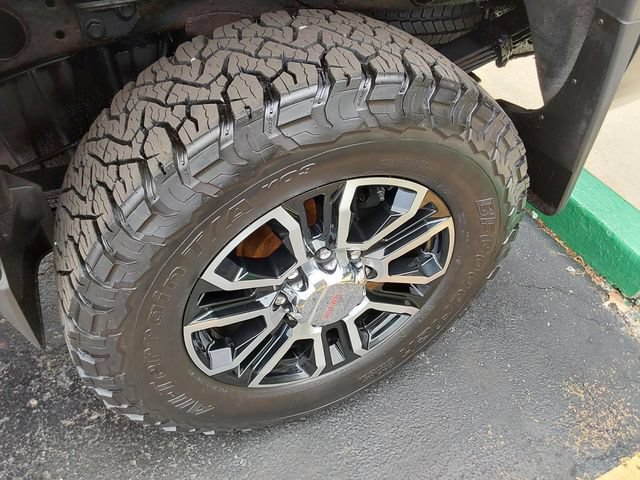 Used 2019 GMC Sierra 2500 Denali AWD/4WD image 11