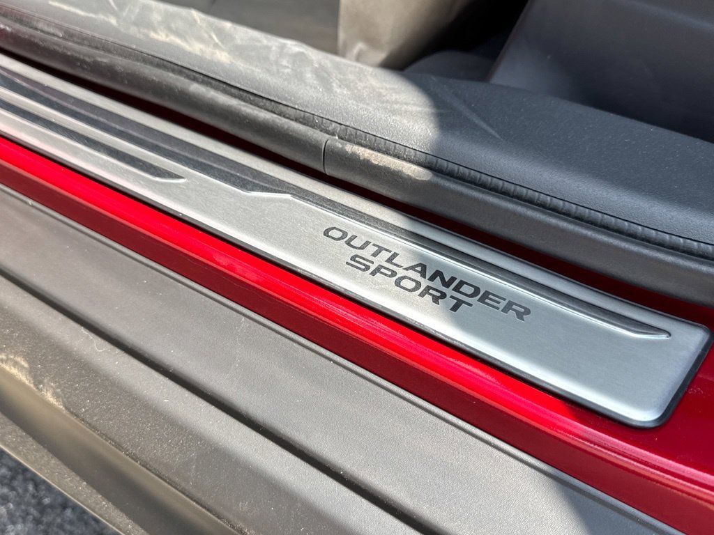 New 2027 Mitsubishi Outlander Sport SE FWD image 23